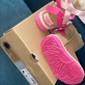 COPY - Toddler Bailey Bow UGG boots